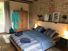 Hotels in Ginouillac